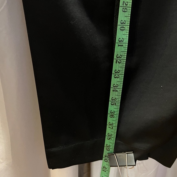 TUXEDO - Picture 5 of 5